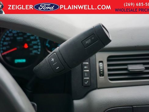 Used 2014 Chevrolet Tahoe LT image 25