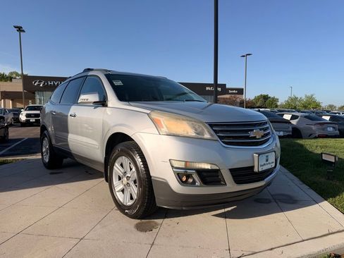 Used 2013 Chevrolet Traverse LT FWD image 7