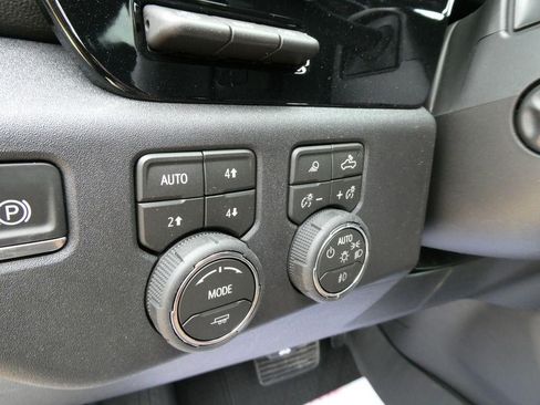 New 2026 Chevrolet Silverado 1500 High Country AWD/4WD image 25