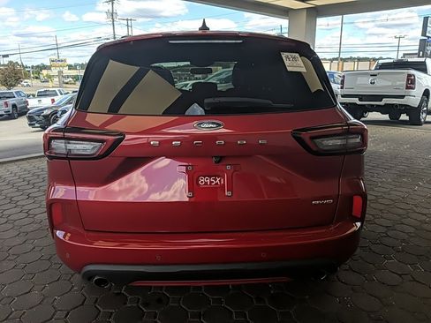 Certified 2023 Ford Escape ST-Line Elite image 6