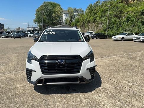 Certified 2025 Subaru Ascent Bronze Edition AWD/4WD image 10