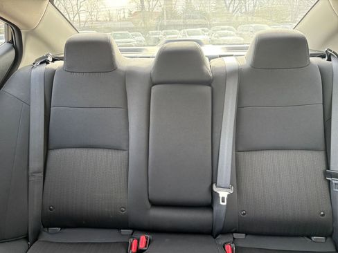 Used 2025 Nissan Altima 2.5 SV image 37