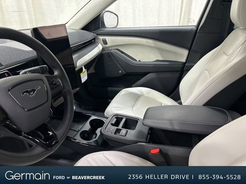 Used 2025 Ford Mustang Mach-E Premium image 26
