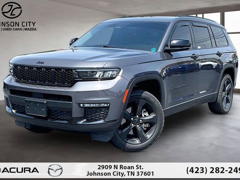 Used 2022 Jeep Grand Cherokee L Limited w/ Black Appearance Package AWD/4WD image 1
