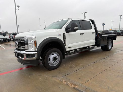 New 2025 Ford F550 4x4 Crew Cab Super Duty image 1