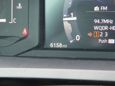 Used 2024 Toyota Tacoma SR5 image 19