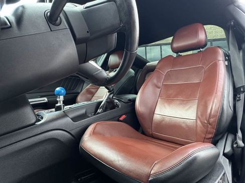Used 2015 Ford Mustang GT Premium RWD image 22