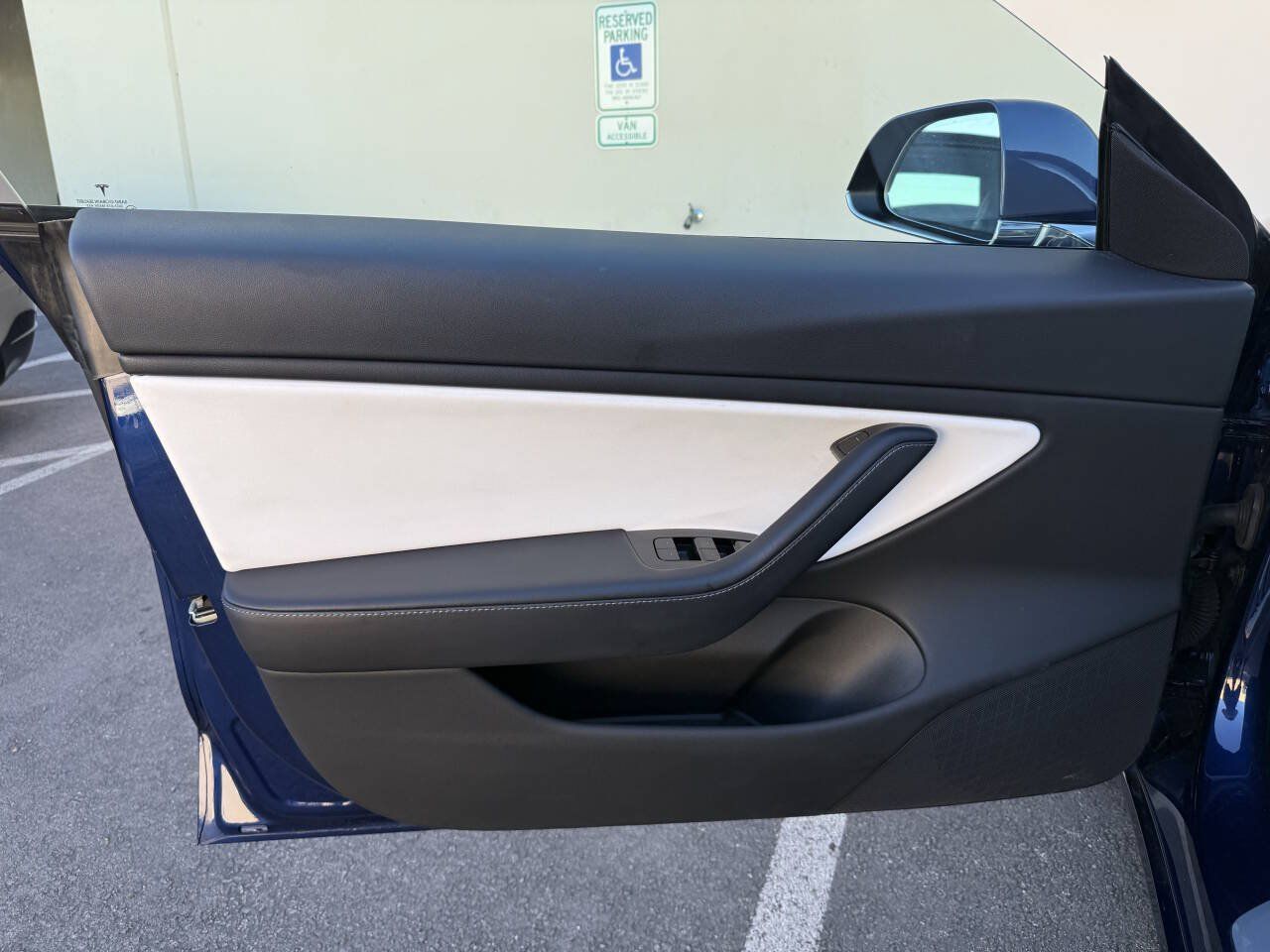 Used 2018 Tesla Model 3 Long Range AWD/4WD image 19