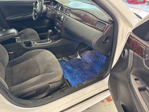 Used 2012 Chevrolet Impala LT image 21