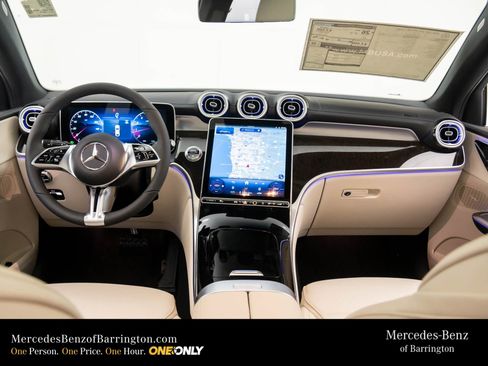New 2026 Mercedes-Benz GLC 300 4MATIC image 11