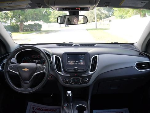 Used 2018 Chevrolet Equinox LT FWD image 9