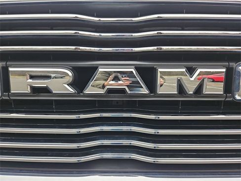 Used 2024 RAM 2500 Laramie image 30