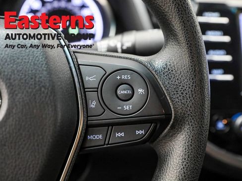 Used 2020 Toyota Camry LE w/ Fleet Convenience Package image 16