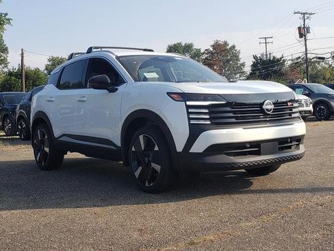 New 2026 Nissan Kicks SR w/ Cold Weather Package image 9