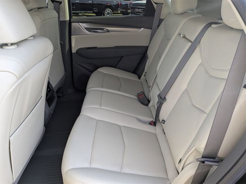 Certified 2024 Cadillac XT5 Premium Luxury image 15