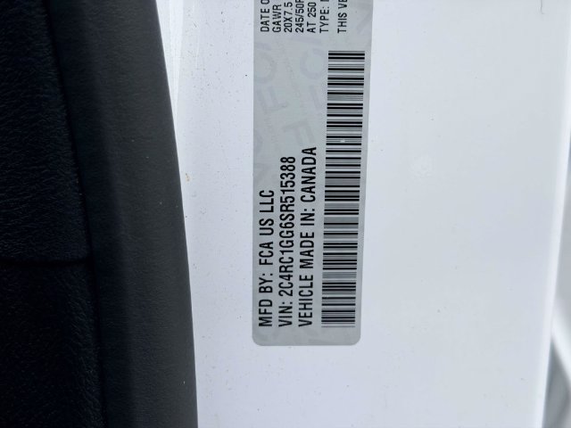 Used 2025 Chrysler Pacifica Limited FWD image 27