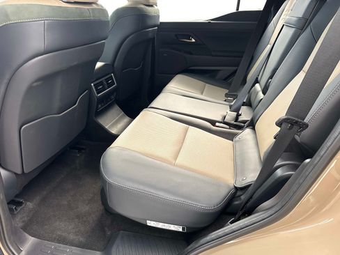 Used 2025 Lexus GX 550 AWD/4WD image 15