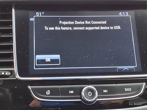 Used 2021 Buick Encore Preferred image 18