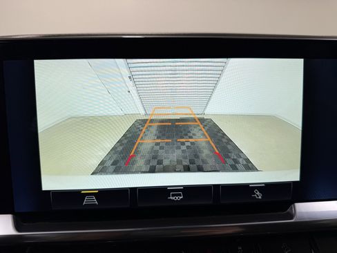 Used 2023 Chevrolet Silverado 1500 LT Trail Boss w/ Convenience Package II image 23