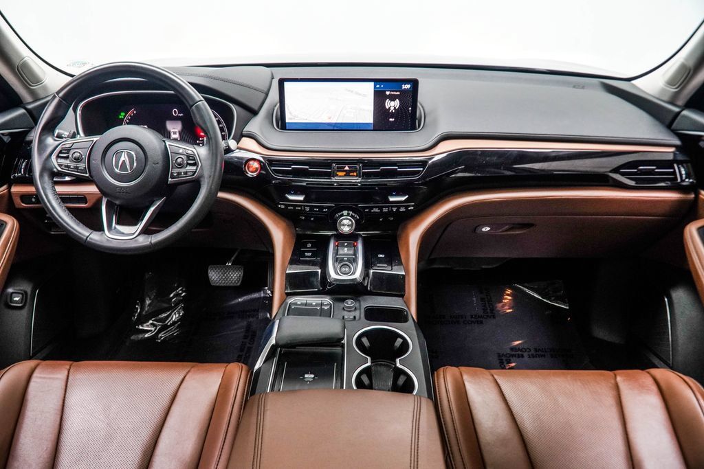 Used 2024 Acura MDX w/ Technology Package FWD image 6