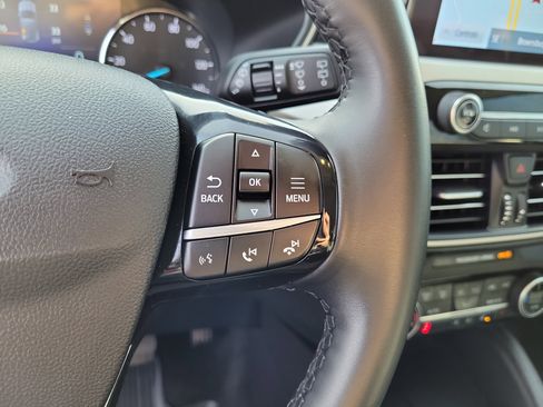 Used 2021 Ford Escape SE w/ Convenience Package image 28