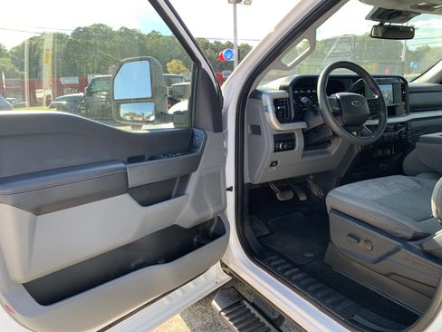 Used 2023 Ford F250 XLT image 12