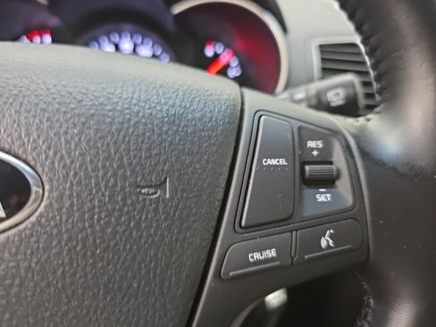 Used 2014 Kia Sorento LX FWD image 21