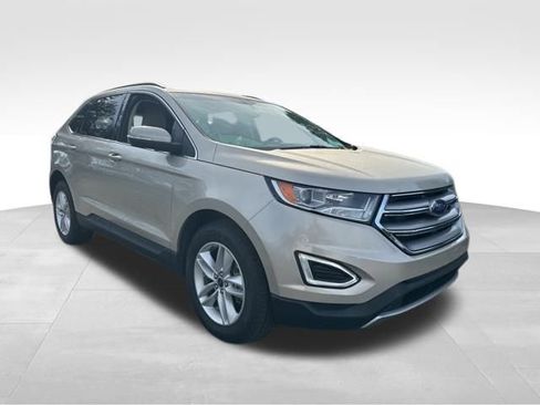 Used 2018 Ford Edge SEL w/ Equipment Group 201A image 9