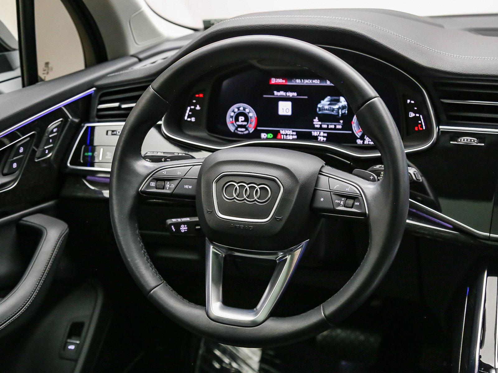 Certified 2023 Audi Q7 3.0T Prestige AWD/4WD image 16