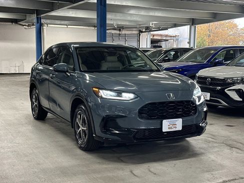 Used 2023 Honda HR-V EX-L image 1