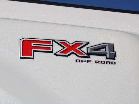 Used 2024 Ford F350 Lariat w/ Lariat Ultimate Package image 19