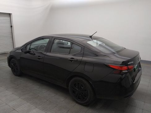 Used 2025 Nissan Versa S FWD image 3