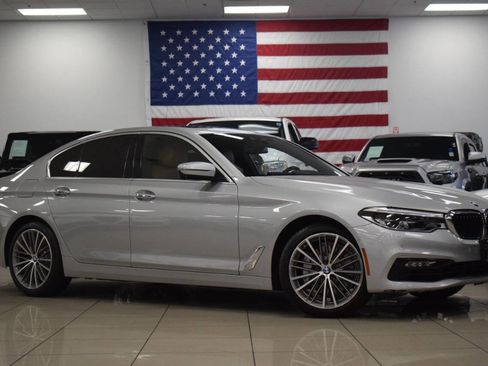 Used 2018 BMW 540i image 3