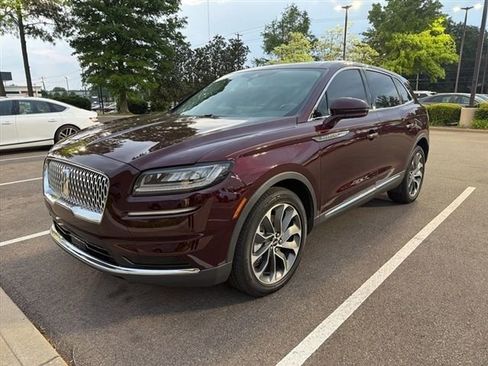 Used 2023 Lincoln Nautilus Reserve AWD/4WD image 1