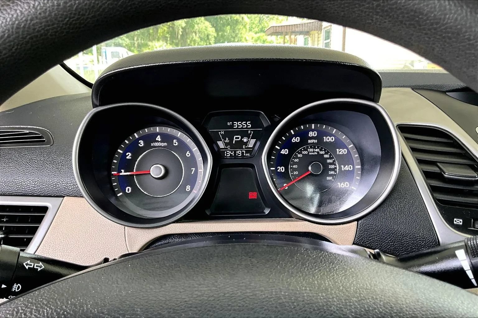 Used 2014 Hyundai Elantra SE w/ Option Group 02 FWD image 12