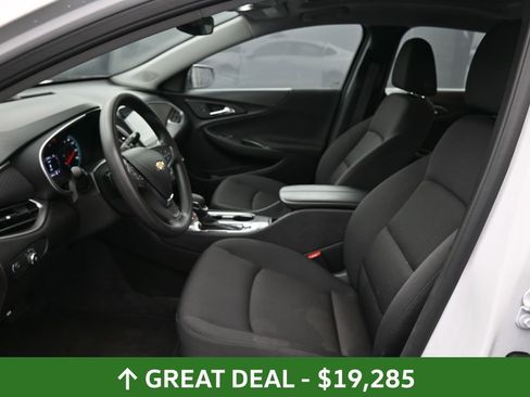 Used 2024 Chevrolet Malibu LT image 21