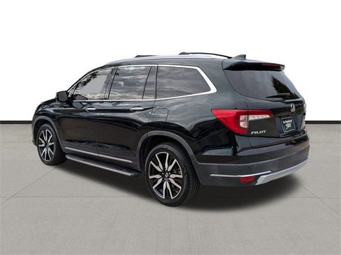 Used 2019 Honda Pilot Elite image 4