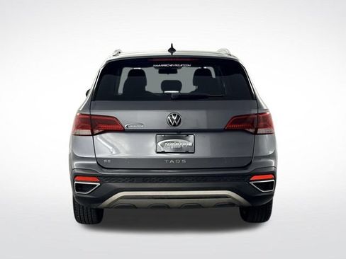 Used 2022 Volkswagen Taos SE FWD image 7