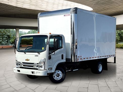 New 2025 Chevrolet Low Cab Forward image 1