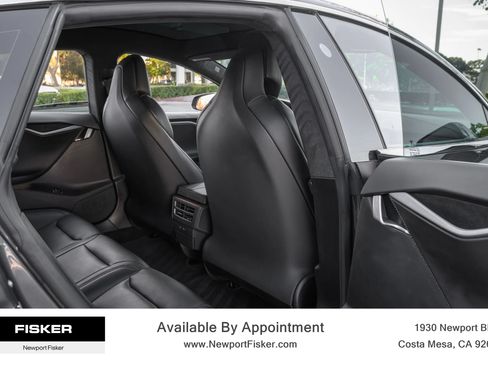 Used 2019 Tesla Model S Performance AWD/4WD image 28
