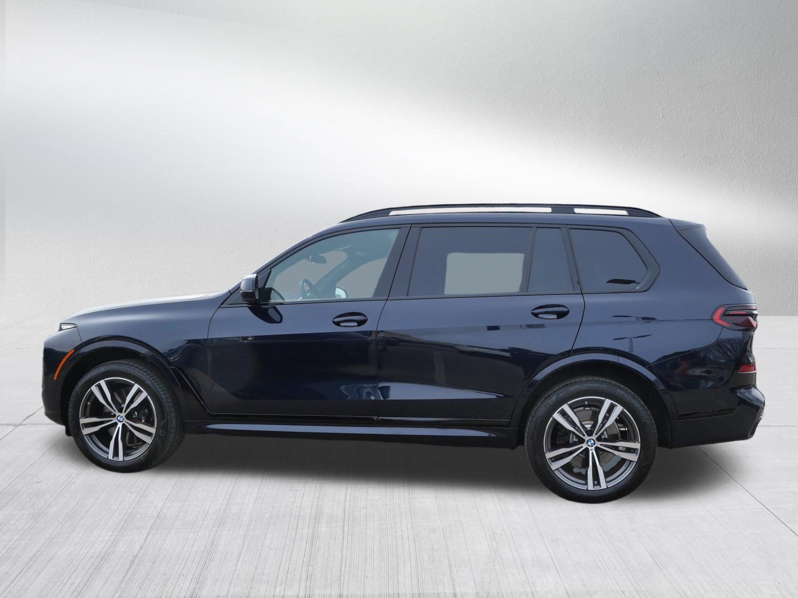 Certified 2026 BMW X7 xDrive40i AWD/4WD image 2