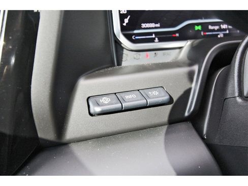 Used 2023 GMC Sierra 1500 AT4X image 16