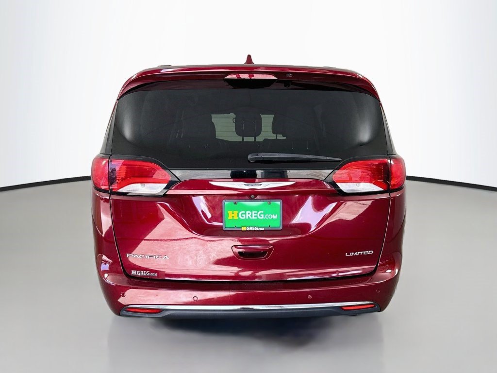 Used 2020 Chrysler Pacifica Limited FWD image 8