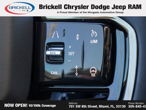 Used 2025 Land Rover Range Rover Evoque S AWD/4WD image 29