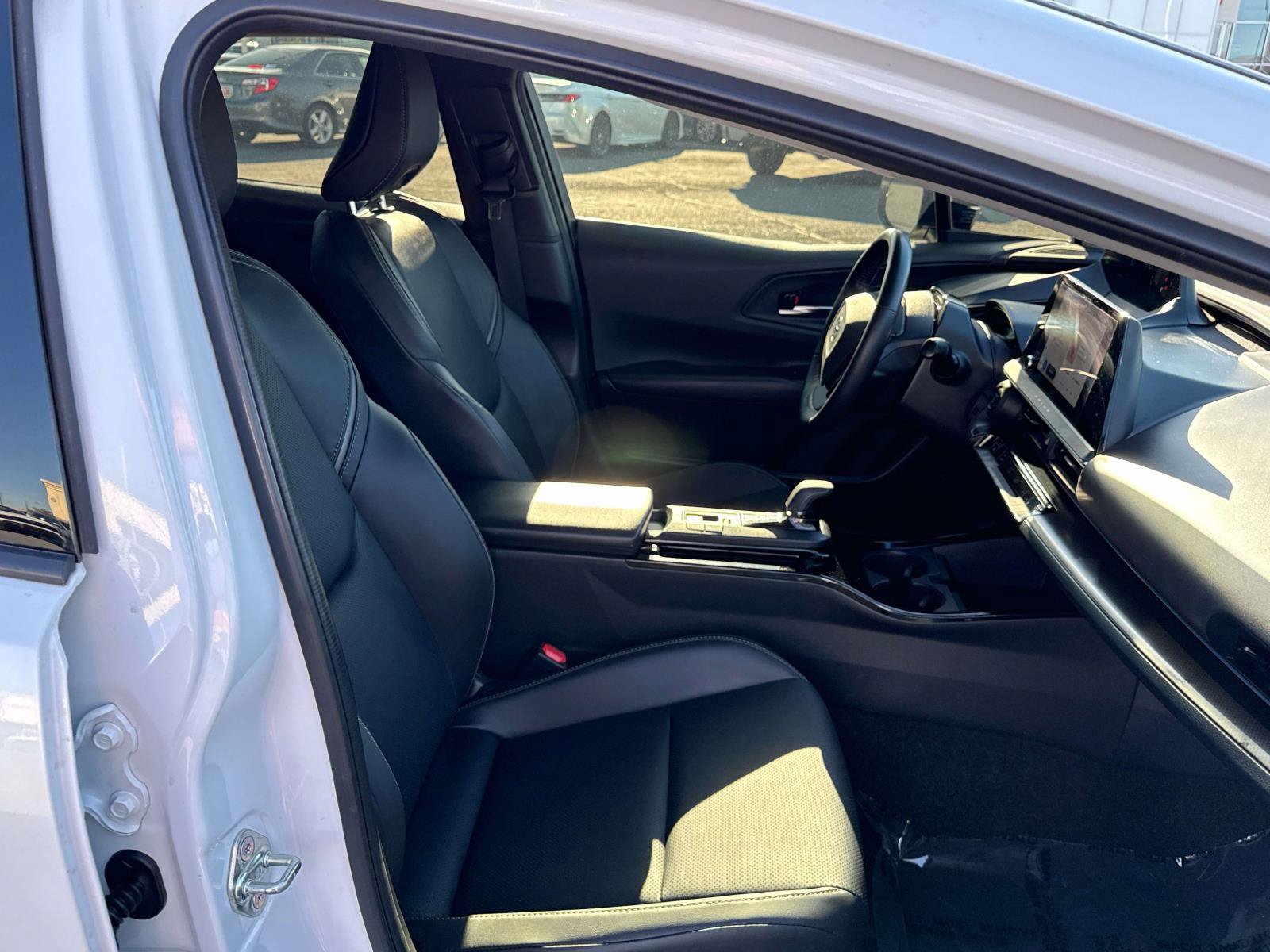 Used 2026 Toyota Prius Plug-In Hybrid FWD image 18