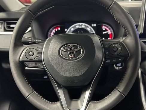 Certified 2025 Toyota RAV4 XLE Premium image 33