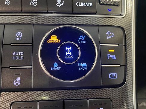 Used 2023 Hyundai Santa Fe Calligraphy AWD/4WD image 46