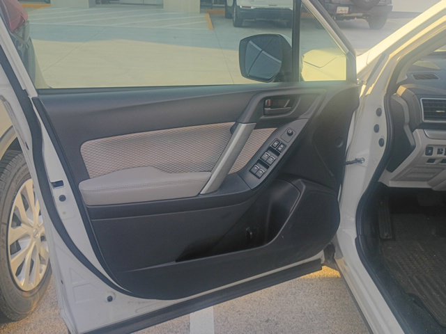 Used 2018 Subaru Forester 2.5i Premium AWD/4WD image 45