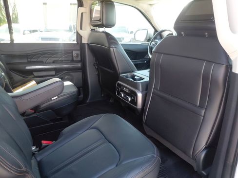 Used 2020 Ford Expedition Platinum AWD/4WD image 25