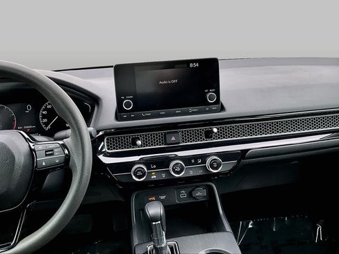 Used 2023 Honda Civic LX image 7